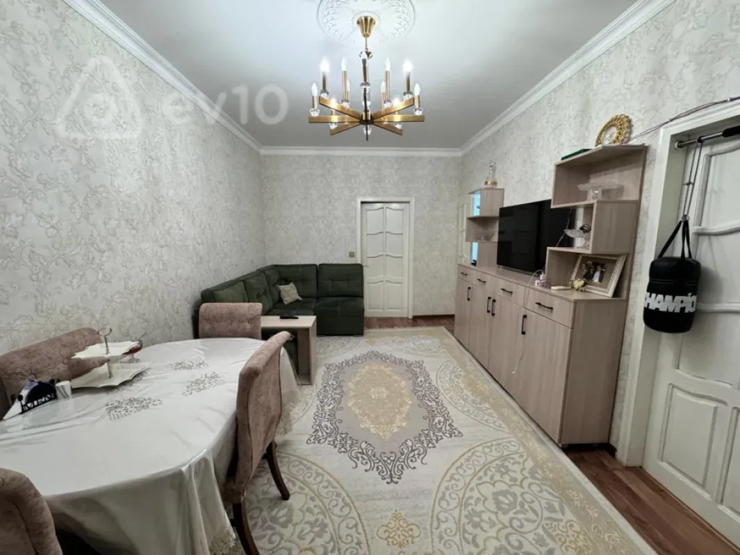 Satılır 3 otaqlı köhnə tikili 55 m²