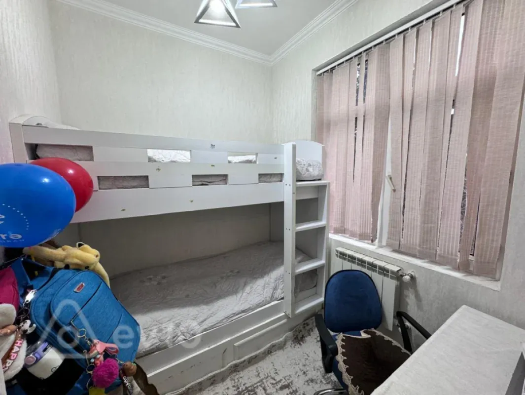 Satılır 3 otaqlı köhnə tikili 55 m²