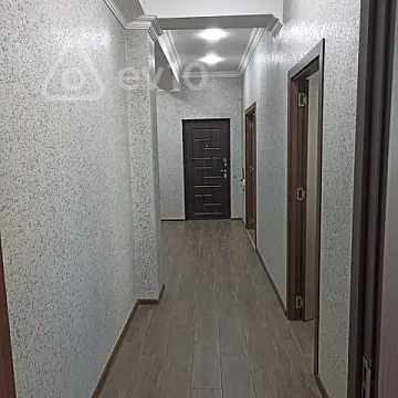 Kirayə verilir 2 otaqlı yeni tikili 79 m²
