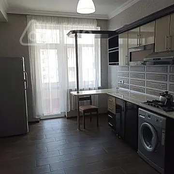 Kirayə verilir 2 otaqlı yeni tikili 79 m²