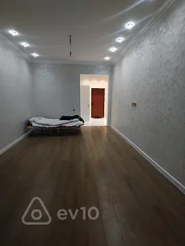 Kirayə verilir 2 otaqlı yeni tikili 70 m²