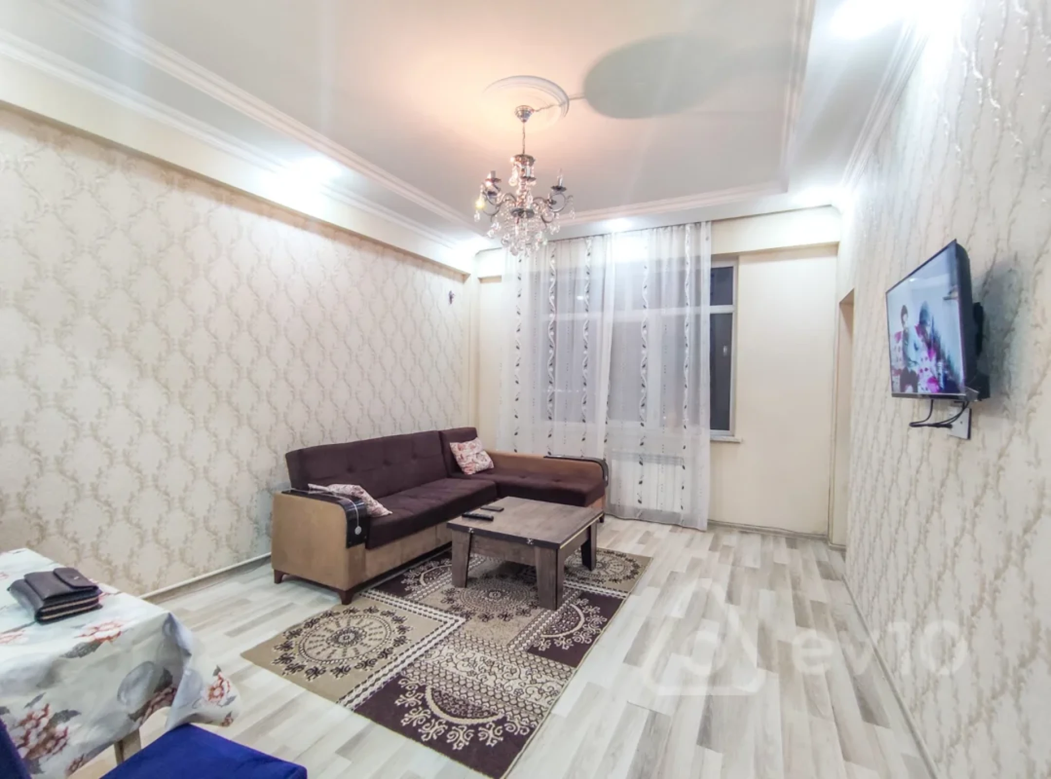 Kirayə verilir 2 otaqlı yeni tikili 50 m²
