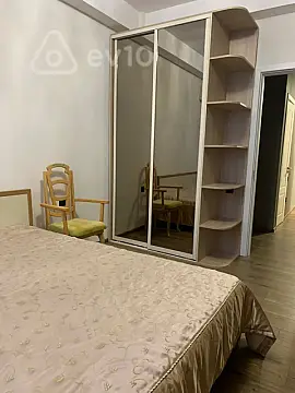 Kirayə verilir 2 otaqlı yeni tikili 80 m²