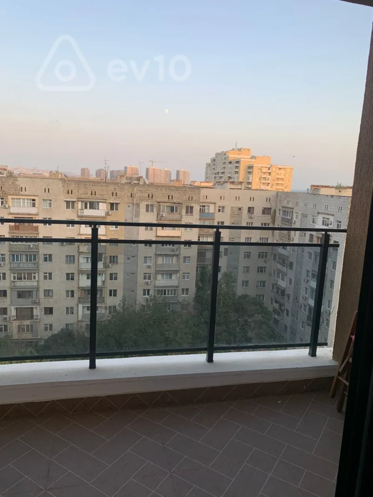 Kirayə verilir 2 otaqlı yeni tikili 80 m²