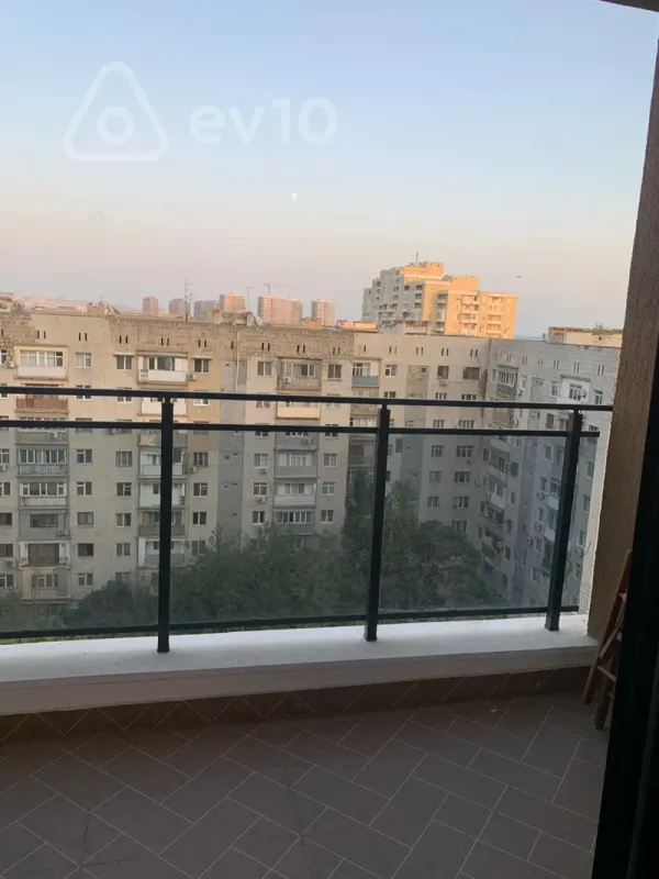 Kirayə verilir 2 otaqlı yeni tikili 80 m²