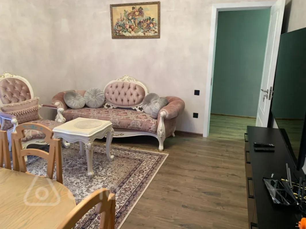 Kirayə verilir 2 otaqlı yeni tikili 80 m²