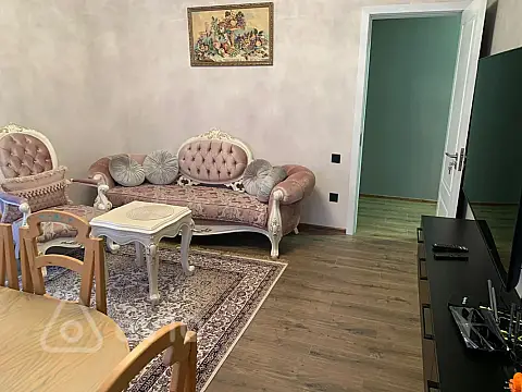 Kirayə verilir 2 otaqlı yeni tikili 80 m²