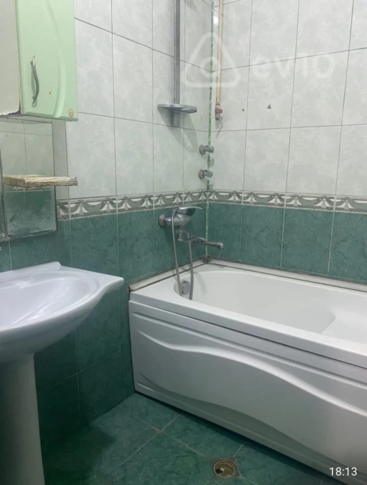 Kirayə verilir 2 otaqlı köhnə tikili 55 m²