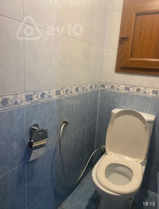 Kirayə verilir 2 otaqlı köhnə tikili 55 m²