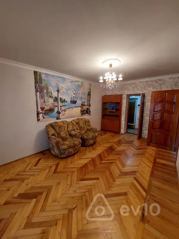 Kirayə verilir 3 otaqlı köhnə tikili 75 m²