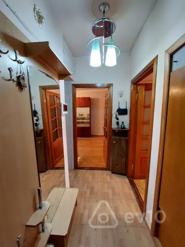 Kirayə verilir 3 otaqlı köhnə tikili 75 m²