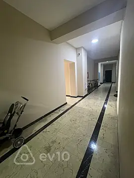 Satılır 2 otaqlı yeni tikili 64 m²