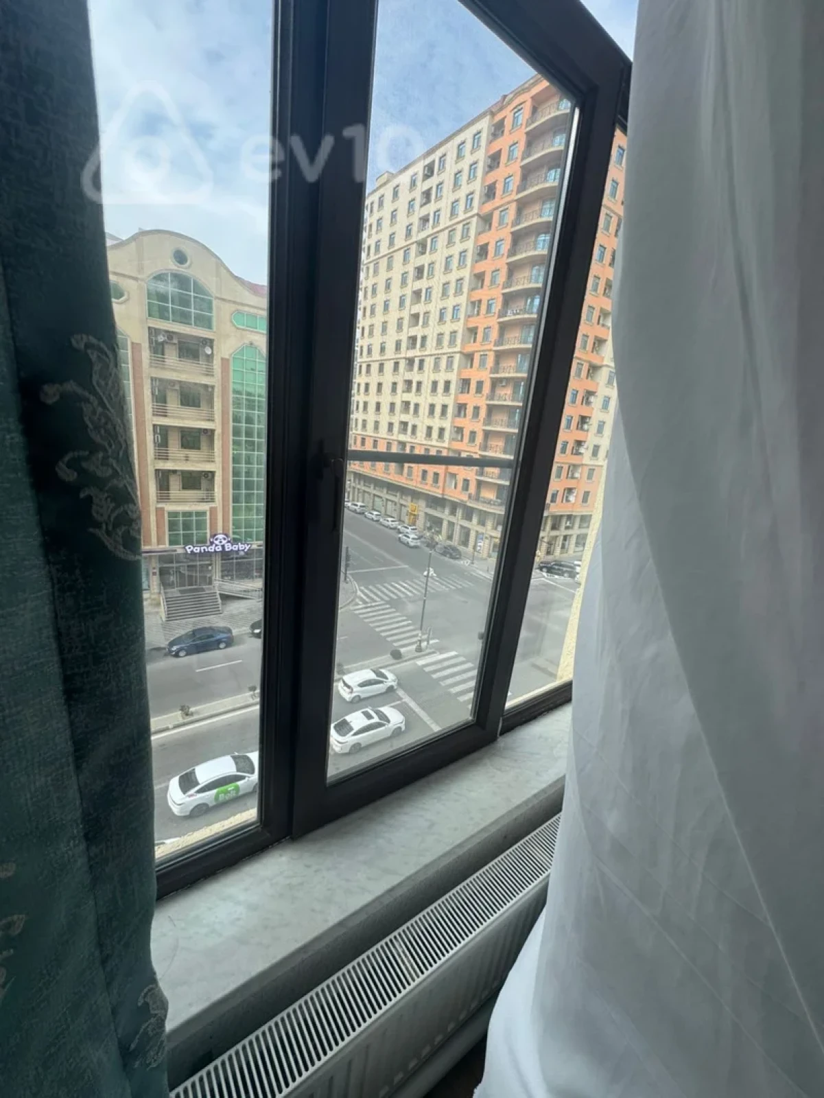 Satılır 2 otaqlı yeni tikili 64 m²