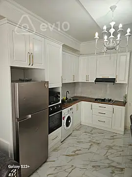 Kirayə verilir 2 otaqlı yeni tikili 65 m²