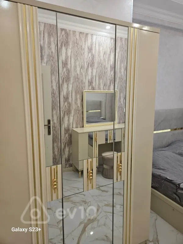 Kirayə verilir 2 otaqlı yeni tikili 65 m²