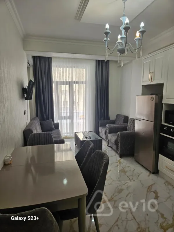 Kirayə verilir 2 otaqlı yeni tikili 65 m²