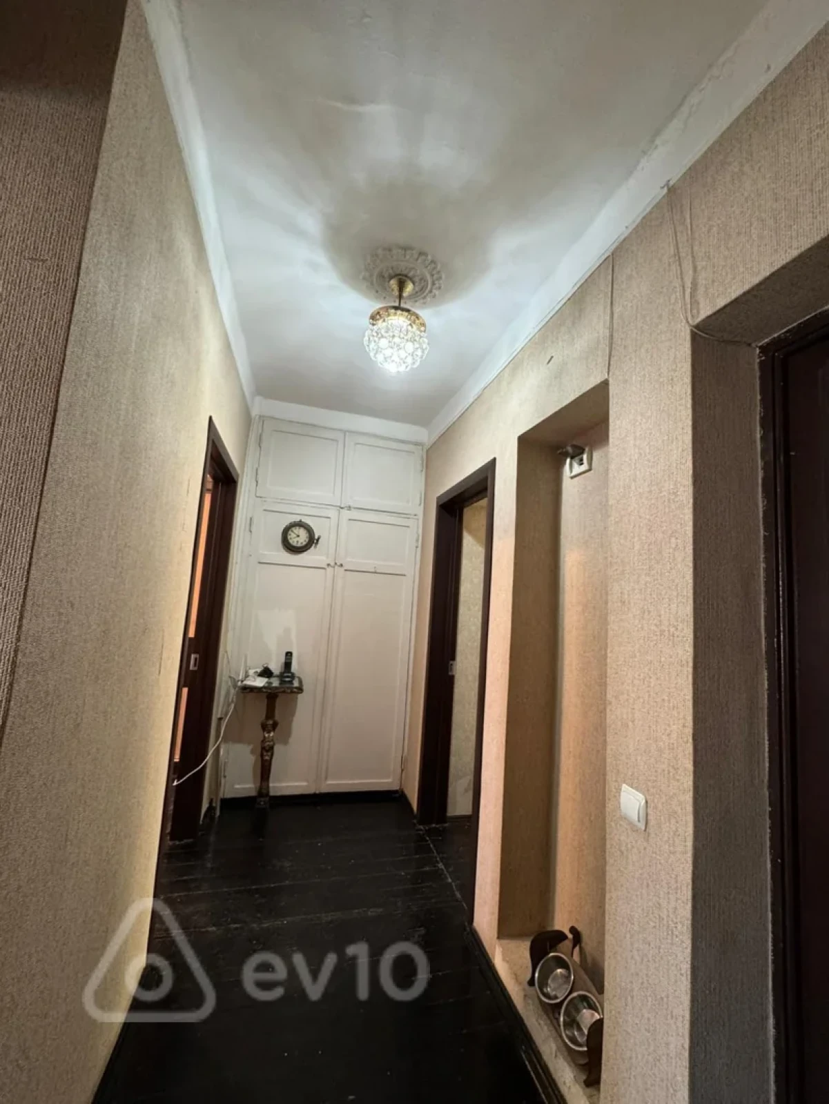 Kirayə verilir 2 otaqlı köhnə tikili 60 m²