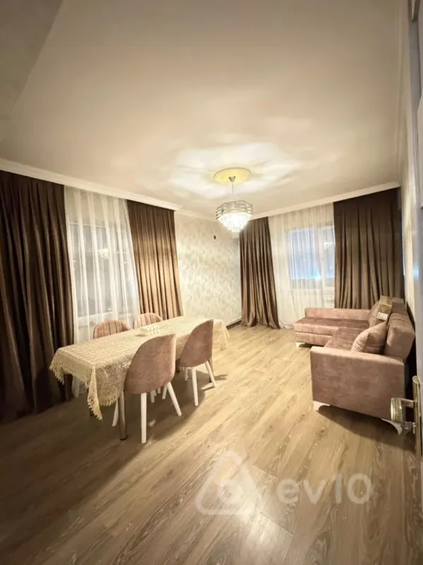 Satılır 2 otaqlı köhnə tikili 60 m²