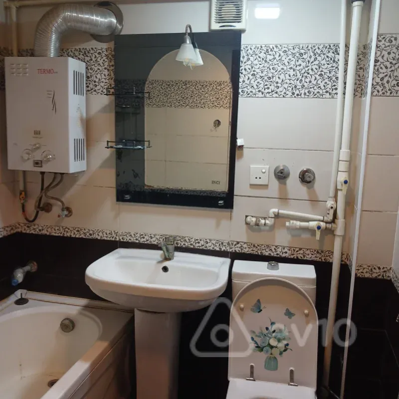 Kirayə verilir 2 otaqlı köhnə tikili 60 m²