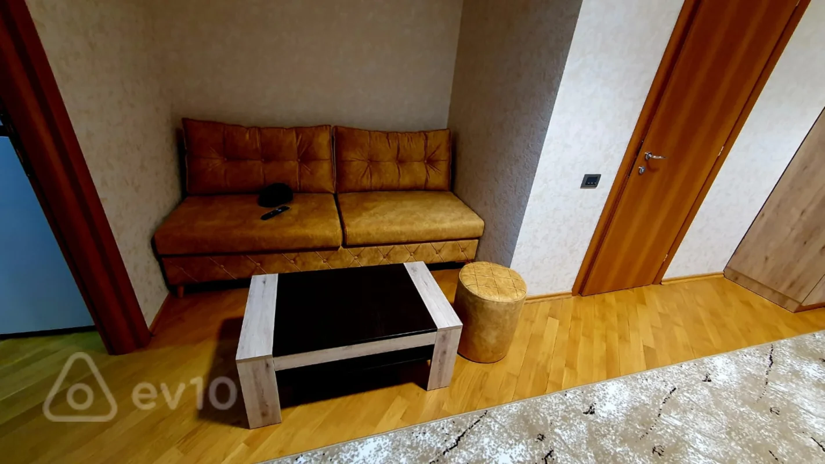 Kirayə verilir 3 otaqlı yeni tikili 75 m²