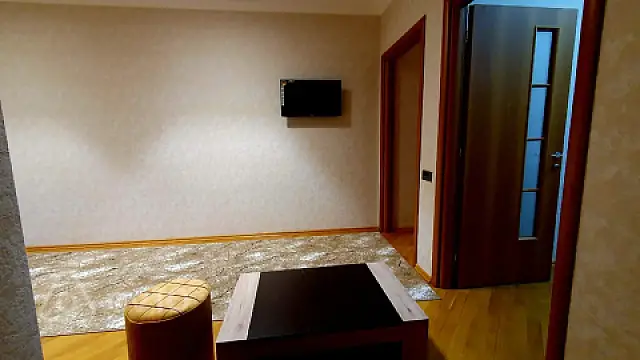 Kirayə verilir 3 otaqlı yeni tikili 75 m²