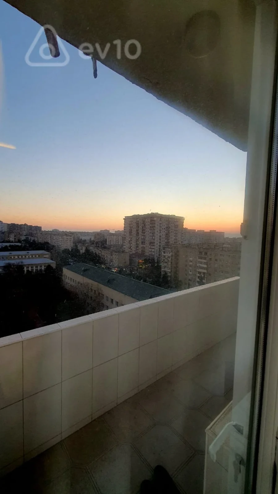 Kirayə verilir 3 otaqlı yeni tikili 75 m²