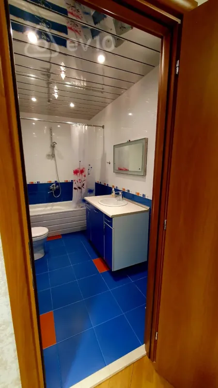 Kirayə verilir 3 otaqlı yeni tikili 75 m²