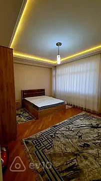 Kirayə verilir 3 otaqlı yeni tikili 75 m²