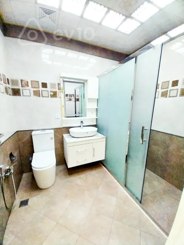 Kirayə verilir 3 otaqlı yeni tikili 100 m²