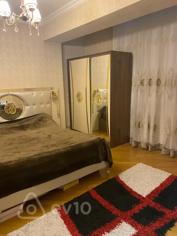 Satılır 2 otaqlı yeni tikili 70 m²