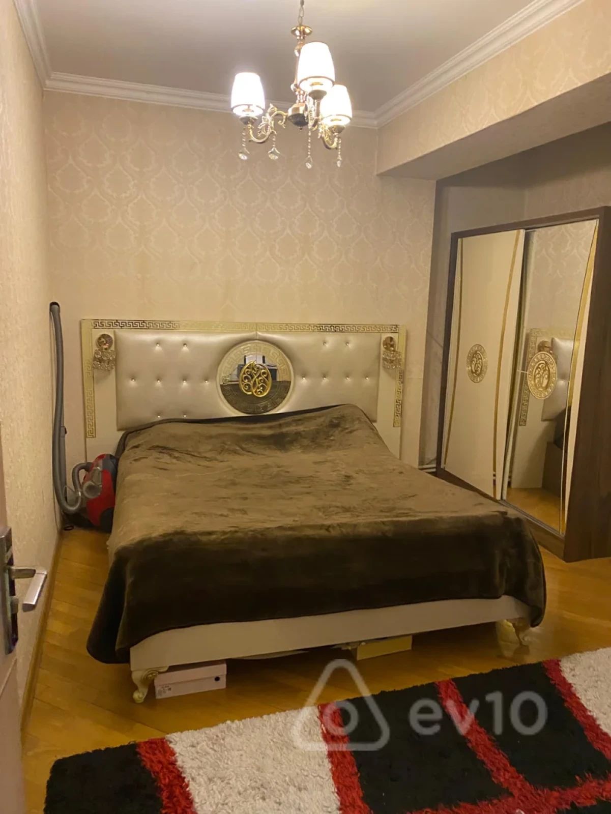 Satılır 2 otaqlı yeni tikili 70 m²