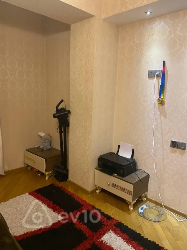 Satılır 2 otaqlı yeni tikili 70 m²