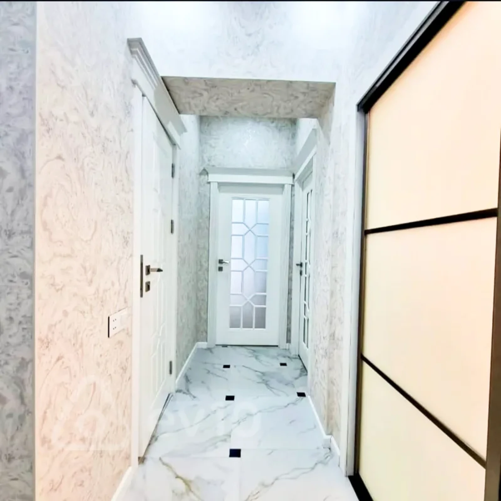 Kirayə verilir 2 otaqlı yeni tikili 70 m²