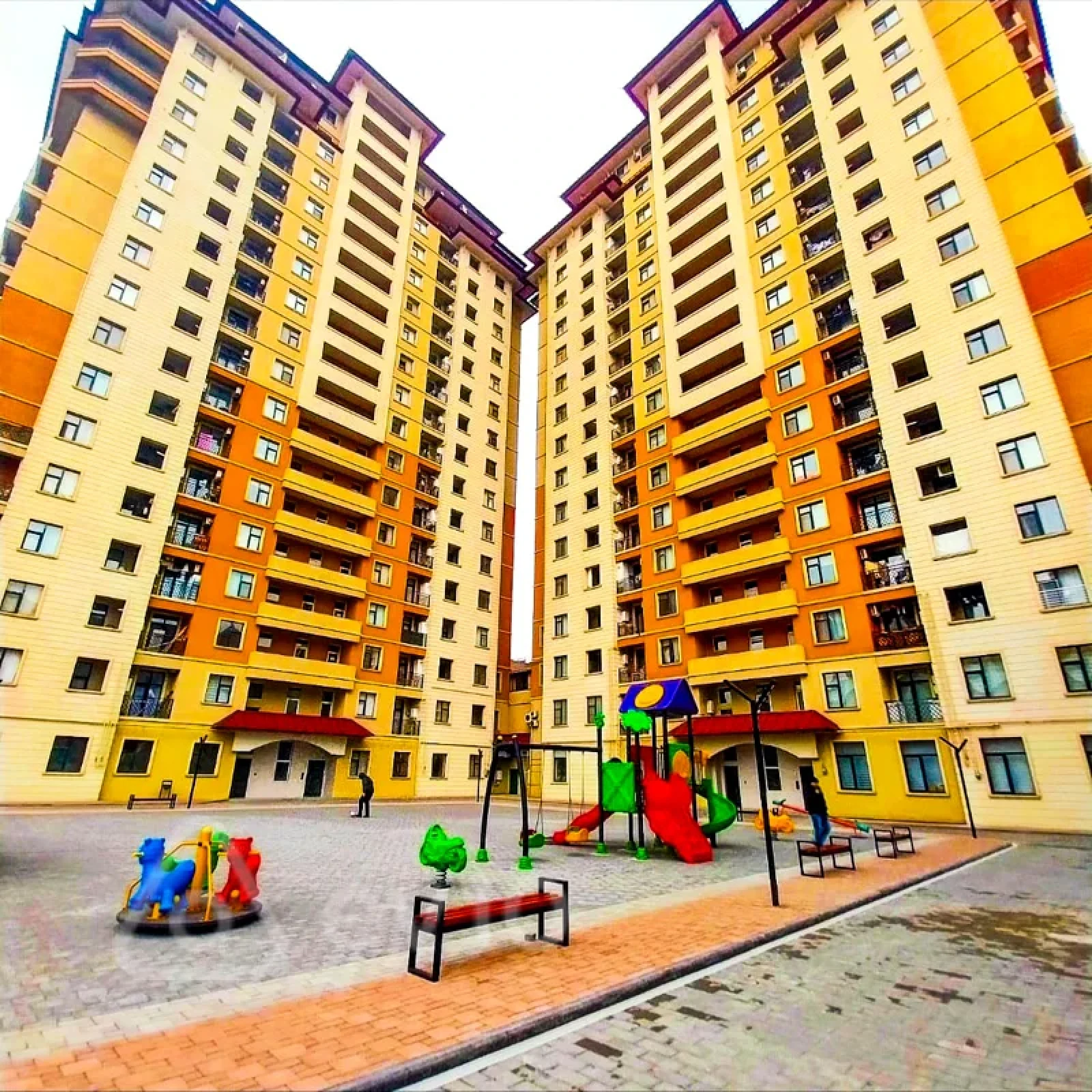 Kirayə verilir 2 otaqlı yeni tikili 70 m²