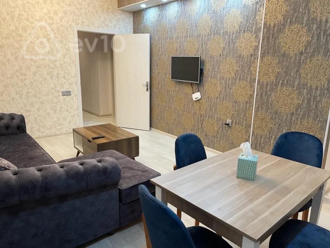 Kirayə verilir 2 otaqlı yeni tikili 62 m²