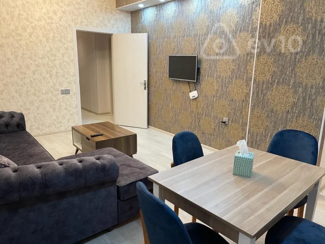 Kirayə verilir 2 otaqlı yeni tikili 62 m²
