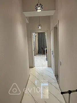 Kirayə verilir 2 otaqlı yeni tikili 62 m²
