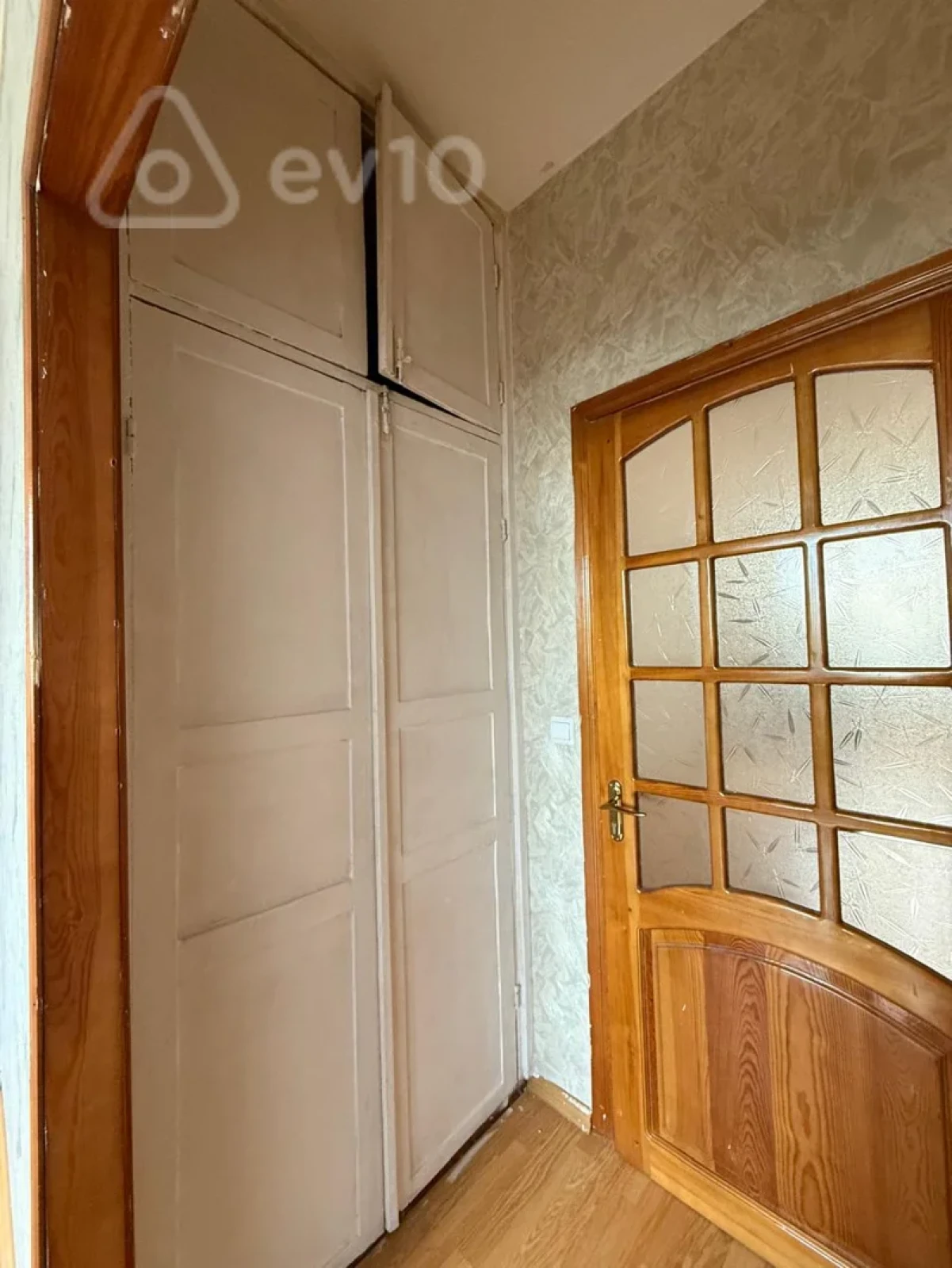 Kirayə verilir 3 otaqlı köhnə tikili 80 m²