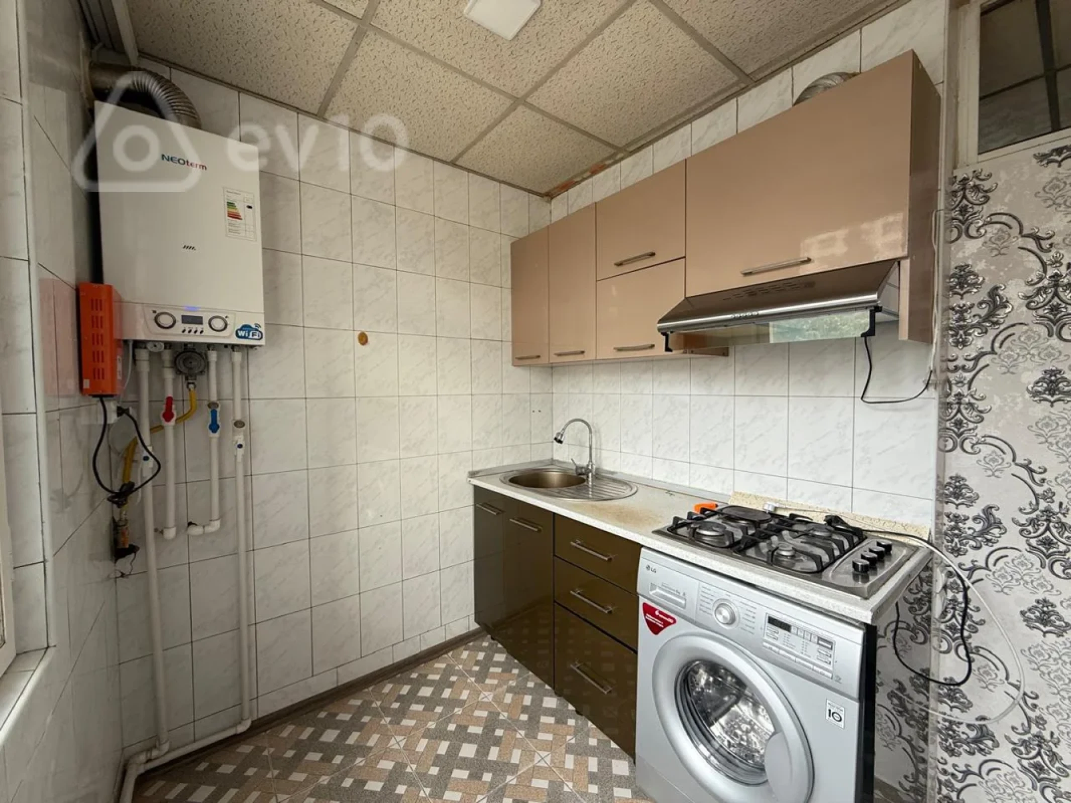 Kirayə verilir 3 otaqlı köhnə tikili 80 m²