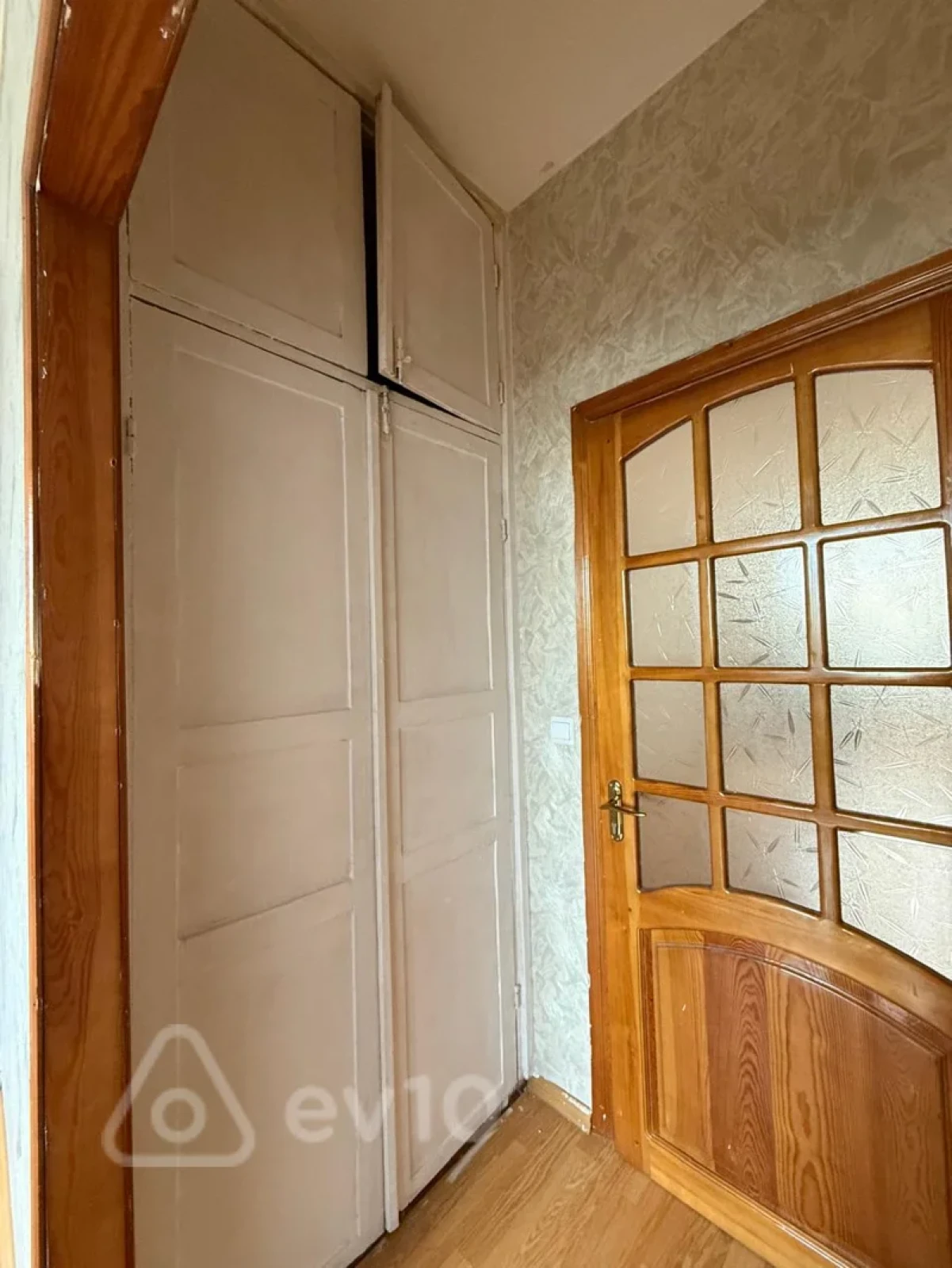 Kirayə verilir 3 otaqlı köhnə tikili 90 m²