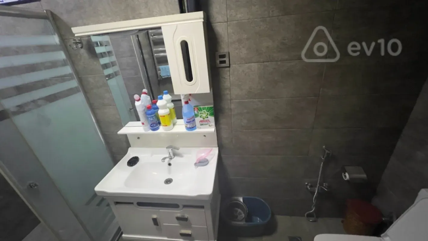 Kirayə verilir 3 otaqlı yeni tikili 85 m²