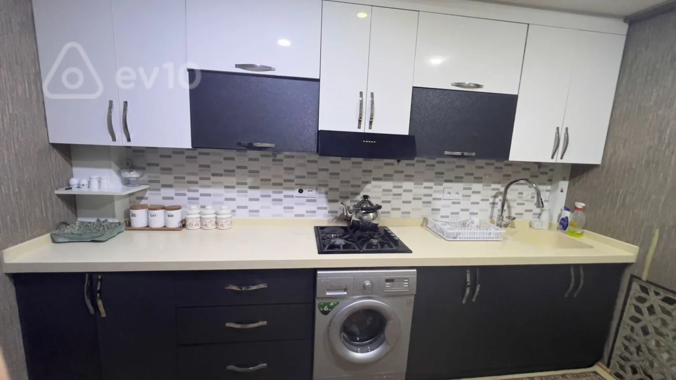 Kirayə verilir 3 otaqlı yeni tikili 85 m²