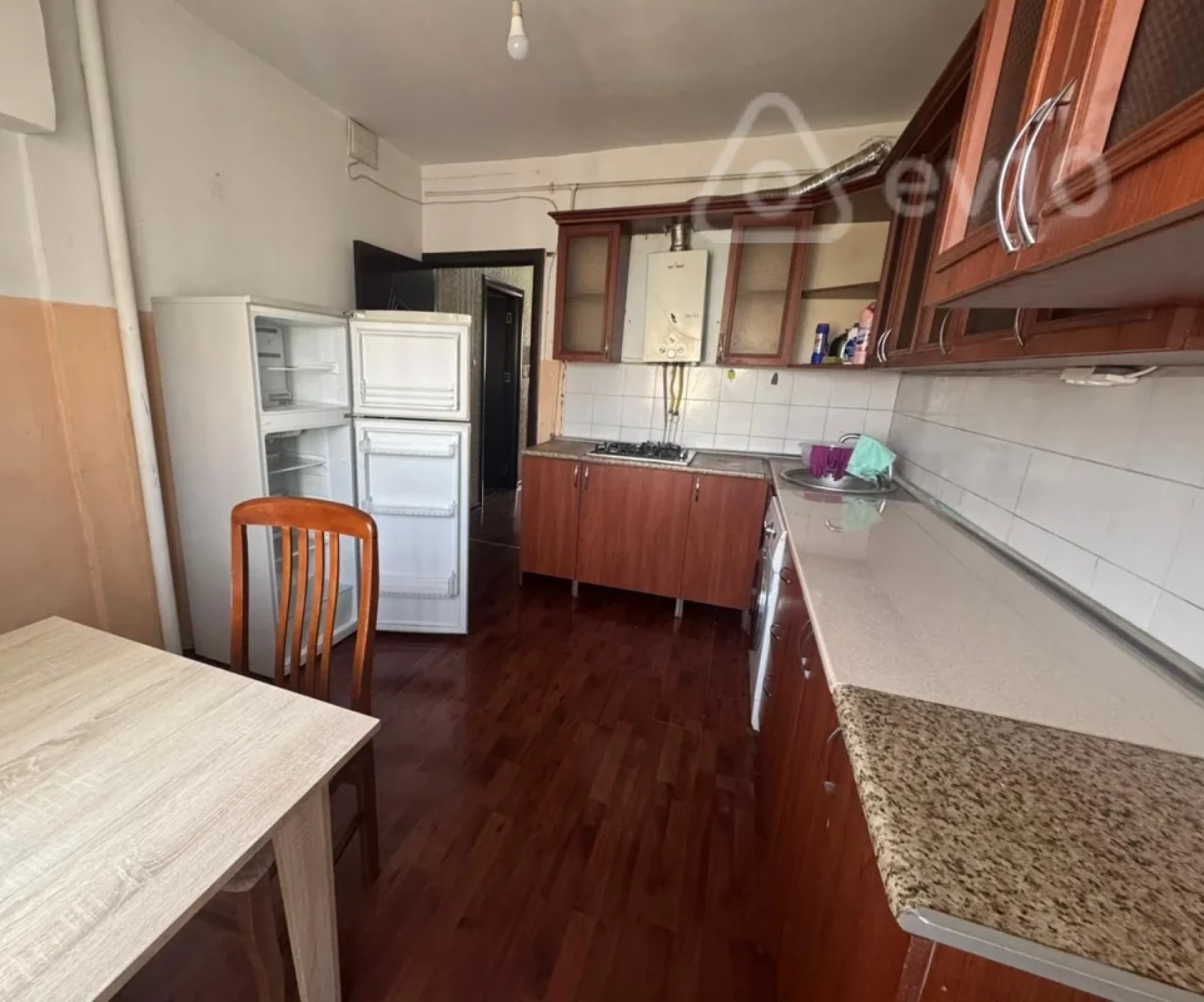 Kirayə verilir 2 otaqlı yeni tikili 60 m²