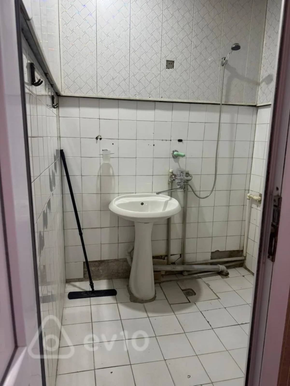 Kirayə verilir 2 otaqlı yeni tikili 60 m²