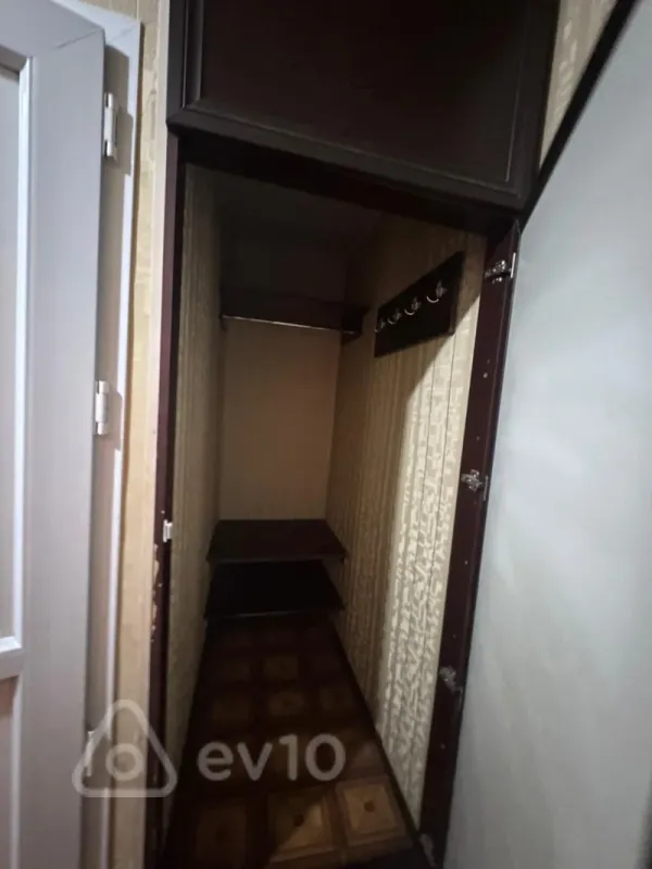 Kirayə verilir 2 otaqlı yeni tikili 60 m²
