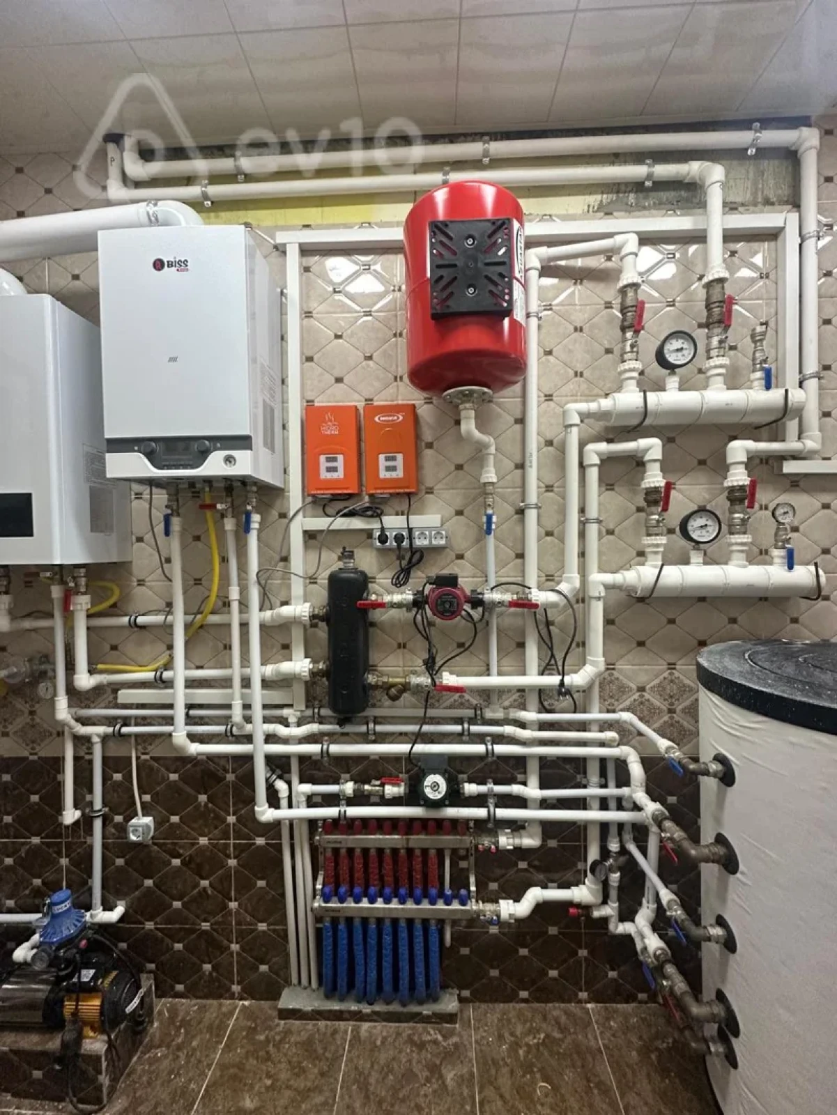 Kirayə verilir mənzil 300 m²