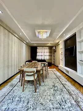 Kirayə verilir 3 otaqlı yeni tikili 125 m²