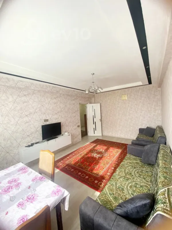 Kirayə verilir 2 otaqlı yeni tikili 75 m²