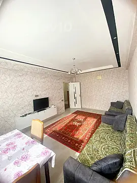 Kirayə verilir 2 otaqlı yeni tikili 75 m²