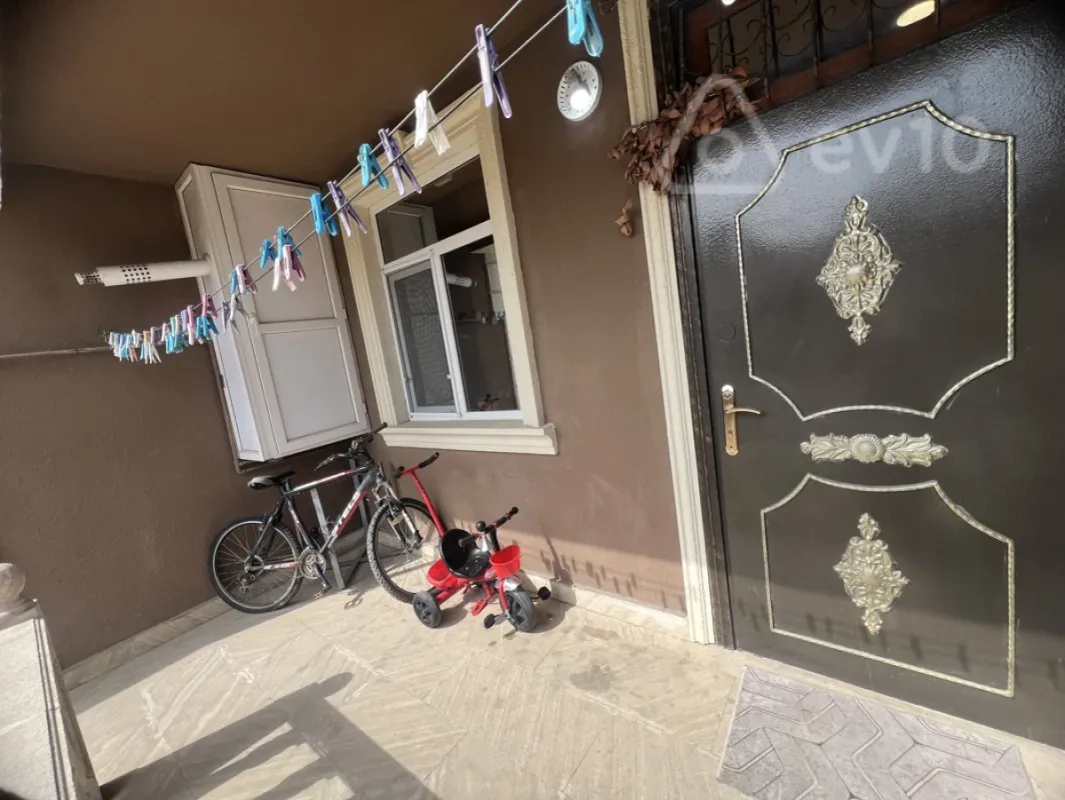 Satılır 4 otaqlı həyət evi 140 m²